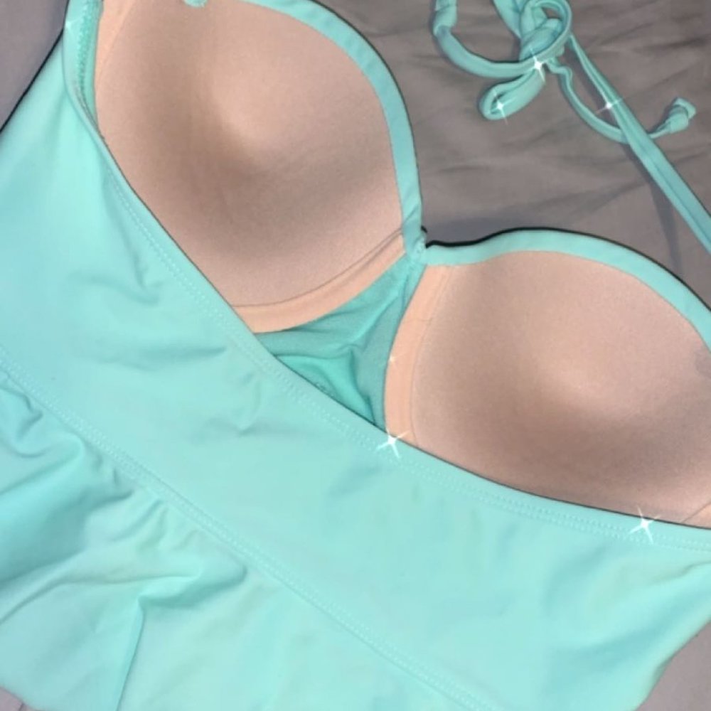 Turquoise Ruffled Bikini Top - Picture 2 of 2